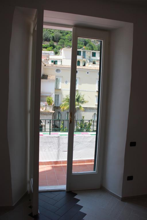 Casa Vacanze Nonna Raffa Амалфи Екстериор снимка